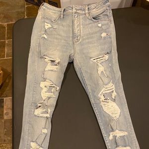 Ripped Denim Jeggings